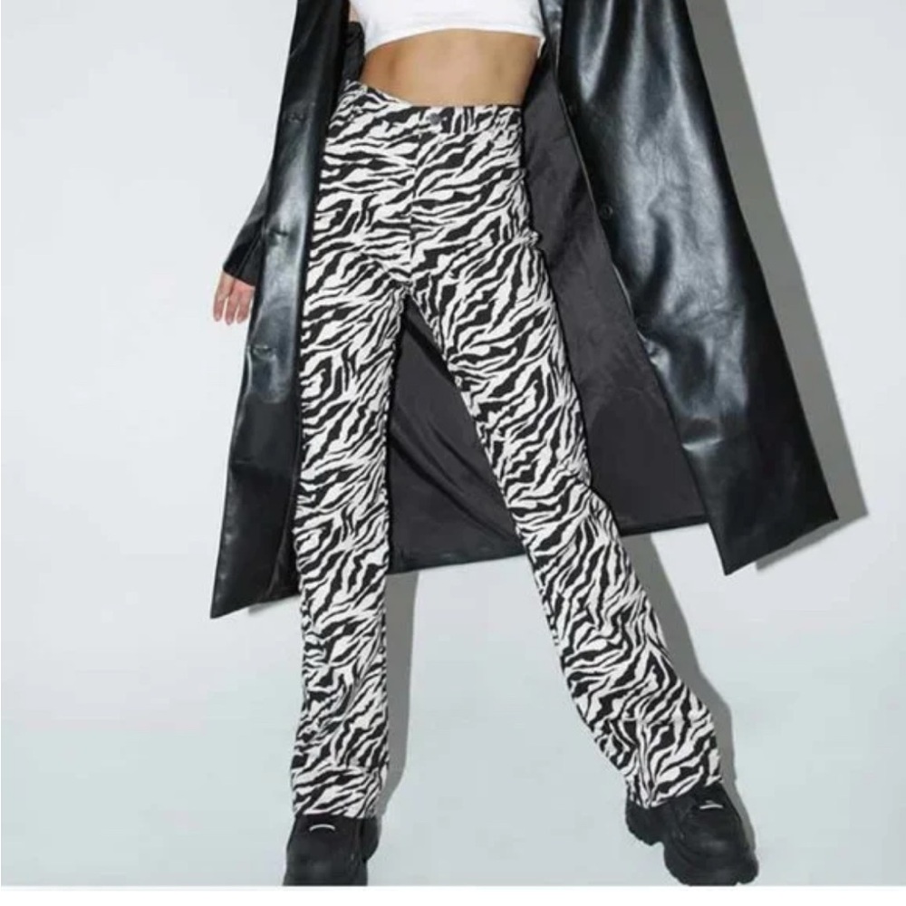 Motel Zoven Trouser Pants Women's S Black White Zebra‎ Print Mid Rise  Nwt
